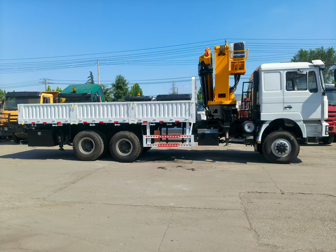 Shacman - Truk derek: gambar 2 Shacman - Truk derek: gambar 2