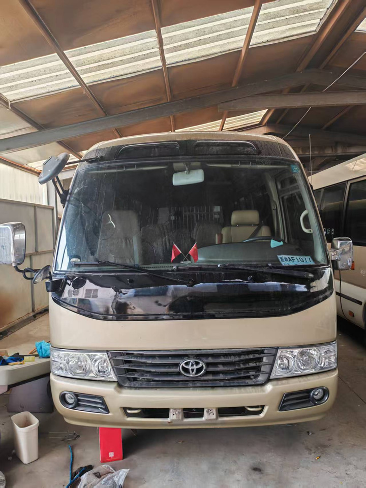 TOYOTA Coaster Mini Bus - Bus pariwisata: gambar 1 TOYOTA Coaster Mini Bus - Bus pariwisata: gambar 1