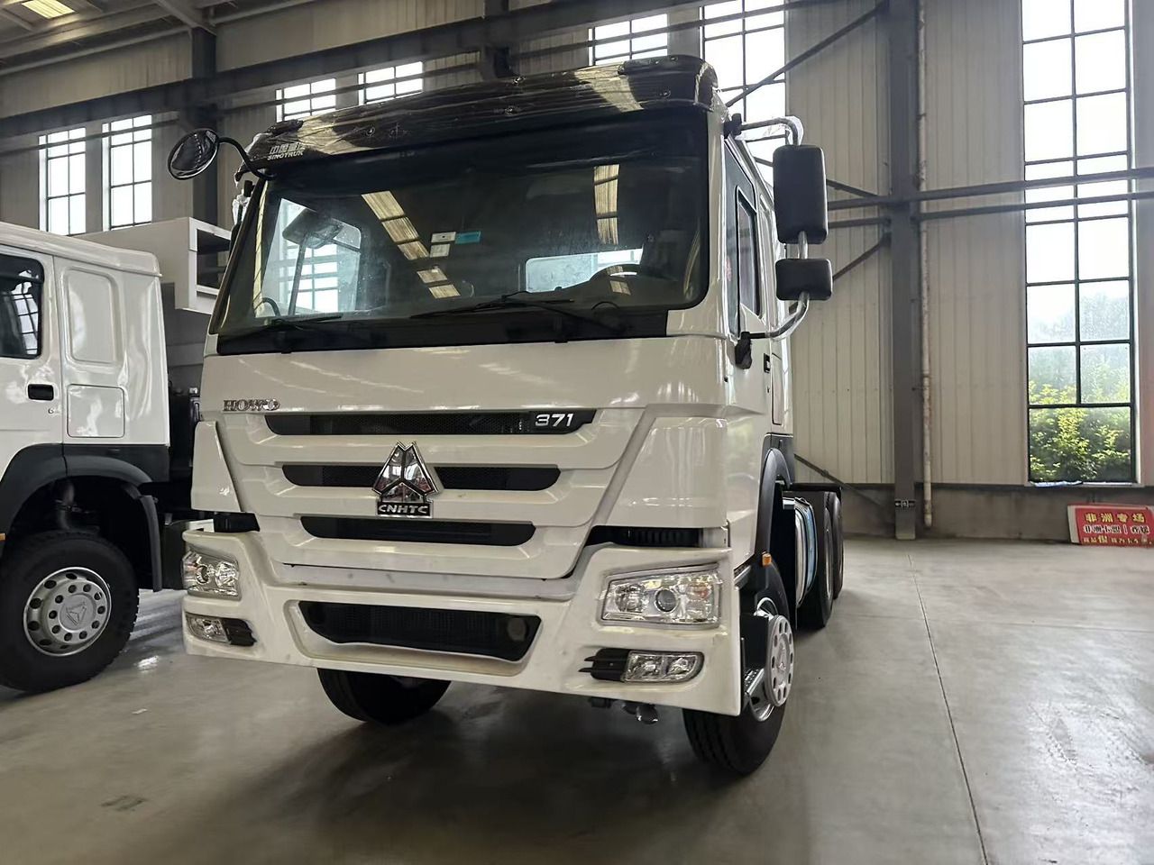 HOWO Truck Unit 6✖4 Click Here for Discount - Tractor head: gambar 2 HOWO Truck Unit 6✖4 Click Here for Discount - Tractor head: gambar 2