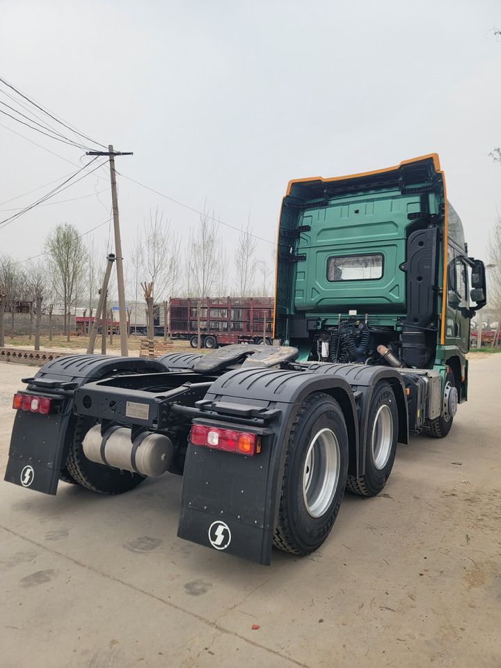 Shacman X5000 Tractor Click for Discount - Tractor head: gambar 3 Shacman X5000 Tractor Click for Discount - Tractor head: gambar 3