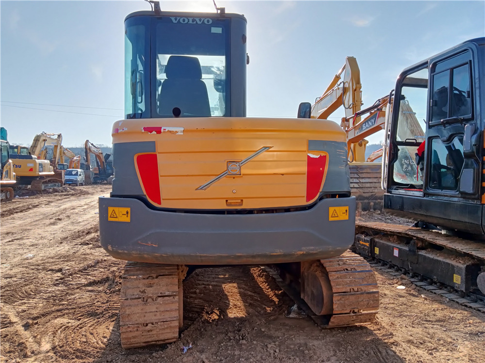 VOLVO EC60BLC - Ekskavator perayap: gambar 4 VOLVO EC60BLC - Ekskavator perayap: gambar 4