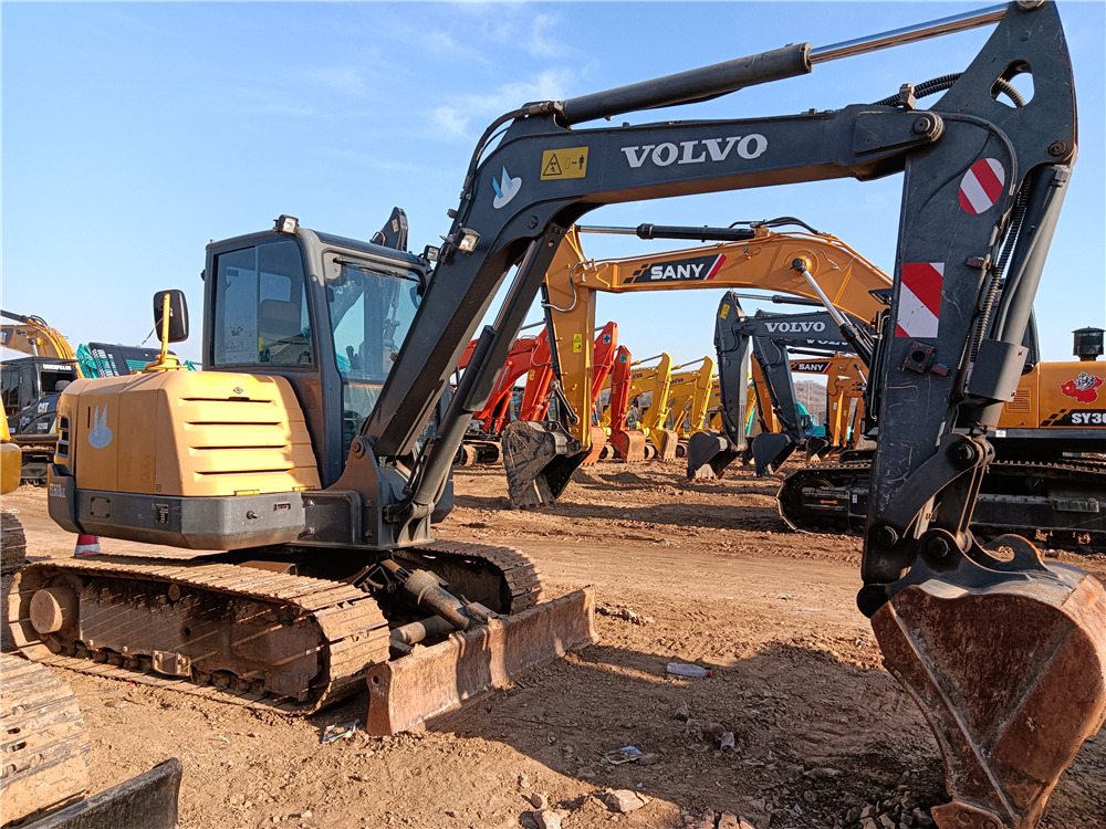 VOLVO EC60BLC - Ekskavator perayap: gambar 2 VOLVO EC60BLC - Ekskavator perayap: gambar 2
