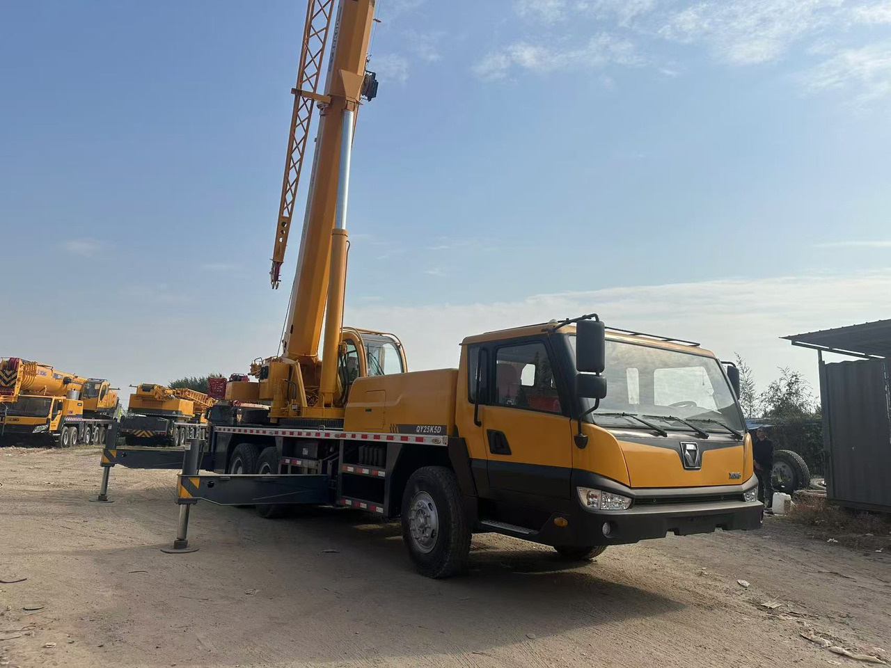 XCMG Crane QY25K5D Good Condition - Derek: gambar 2 XCMG Crane QY25K5D Good Condition - Derek: gambar 2