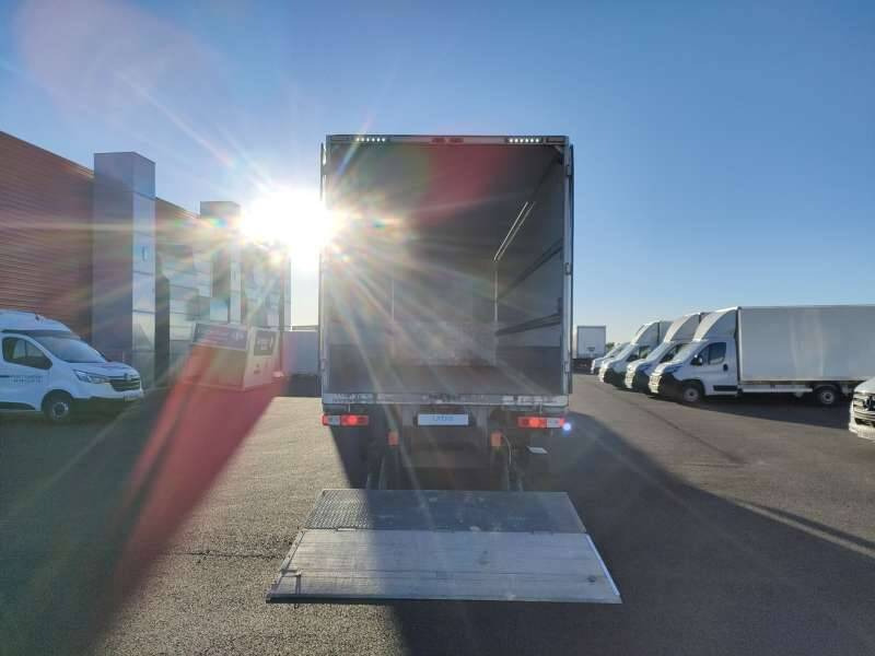 Camion Porteur 19 TONNES 280 CV HAYON 2 PORTES AR - Truk box: gambar 5 Camion Porteur 19 TONNES 280 CV HAYON 2 PORTES AR - Truk box: gambar 5