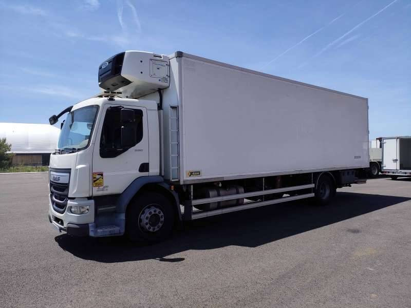Camion Porteur FRIGO 19 TONNES 280 CV HAYON CAISSE KLEGE BI TEMP GROUPE CARRIER SUPRA 1150 -12 - Truk berpendingin: gambar 2 Camion Porteur FRIGO 19 TONNES 280 CV HAYON CAISSE KLEGE BI TEMP GROUPE CARRIER SUPRA 1150 -12 - Truk berpendingin: gambar 2