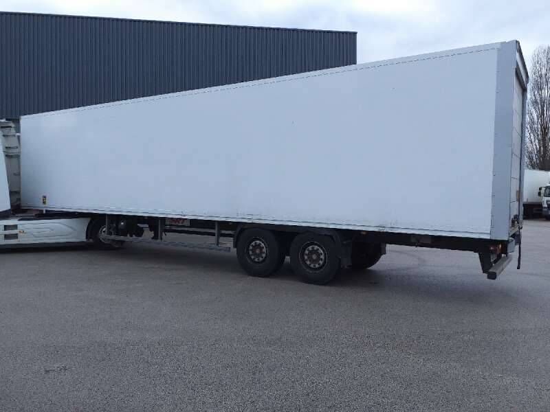 Semi-remorque 2 Essieux 27 TONNES PORTE RELEVANTE - Semi-trailer kotak tertutup: gambar 1 Semi-remorque 2 Essieux 27 TONNES PORTE RELEVANTE - Semi-trailer kotak tertutup: gambar 1