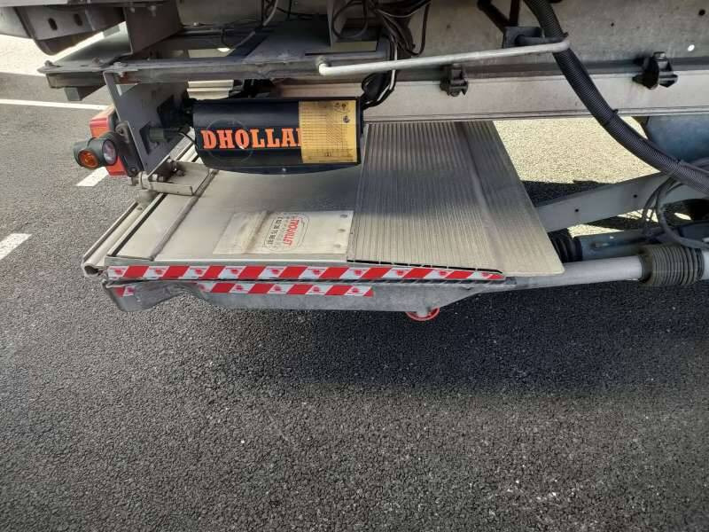 Semi-remorque 3 Essieux 38 TONNES HAYON 2 PORTES AR - Semi-trailer kotak tertutup: gambar 5 Semi-remorque 3 Essieux 38 TONNES HAYON 2 PORTES AR - Semi-trailer kotak tertutup: gambar 5