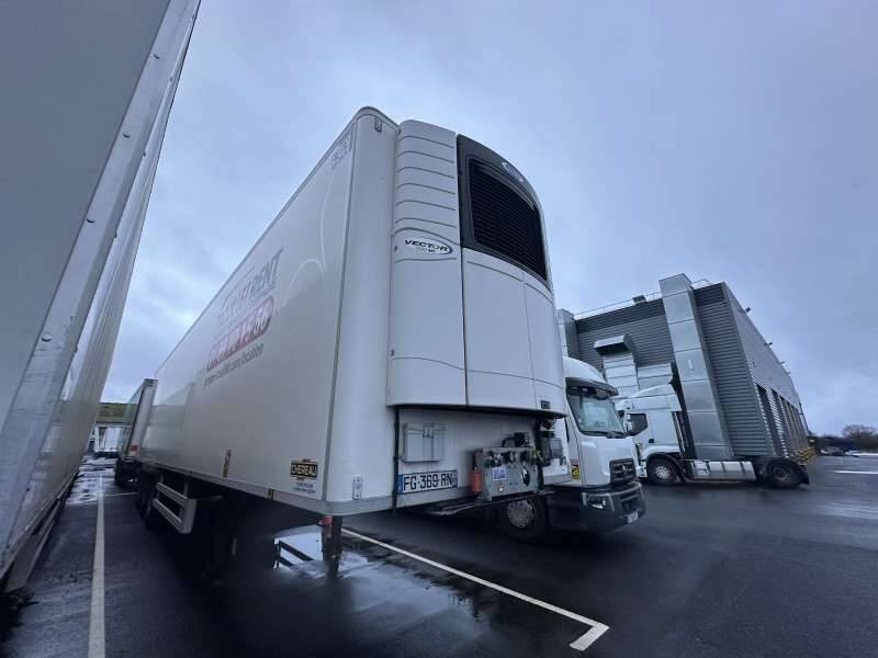 Semi-remorque 3 Essieux 38 TONNES HAYON CAISSE CHEREAU GROUPE CARRIER VECTOR 1950 MT DOUBLE PLANCHER - Semi-trailer berpendingin: gambar 1 Semi-remorque 3 Essieux 38 TONNES HAYON CAISSE CHEREAU GROUPE CARRIER VECTOR 1950 MT DOUBLE PLANCHER - Semi-trailer berpendingin: gambar 1