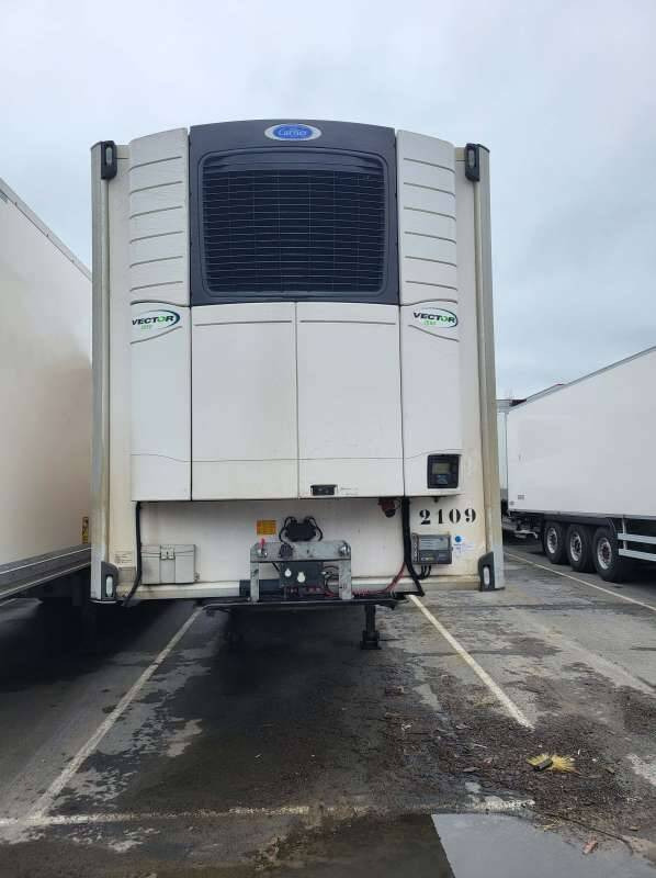 Semi-remorque 3 Essieux FRIGO 38 TONNES CAISSE LAMBERET GROUPE CARRIER VECTOR 1550 - Semi-trailer berpendingin: gambar 4 Semi-remorque 3 Essieux FRIGO 38 TONNES CAISSE LAMBERET GROUPE CARRIER VECTOR 1550 - Semi-trailer berpendingin: gambar 4