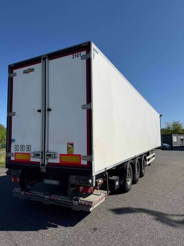 Semi-remorque 3 Essieux FRIGO 38 TONNES HAYON CAISSE CHEREAU GROUPE THERMOKING SLXI SPECTRUM - Semi-trailer berpendingin: gambar 2 Semi-remorque 3 Essieux FRIGO 38 TONNES HAYON CAISSE CHEREAU GROUPE THERMOKING SLXI SPECTRUM - Semi-trailer berpendingin: gambar 2