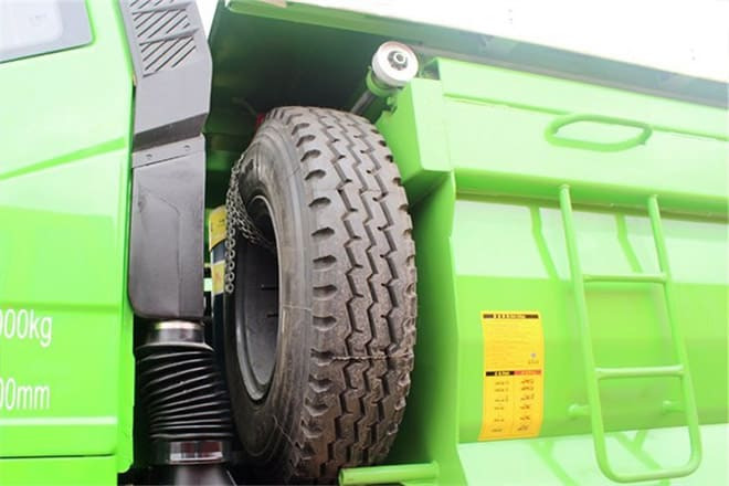 FAW Faw J6P Dump Truck for Sale in Togo - Truk jungkit: gambar 3 FAW Faw J6P Dump Truck for Sale in Togo - Truk jungkit: gambar 3