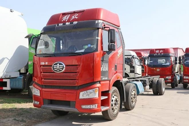 FAW New FAW JIEFANG Trucks for Sale in Qatar - Truk sasis: gambar 1 FAW New FAW JIEFANG Trucks for Sale in Qatar - Truk sasis: gambar 1