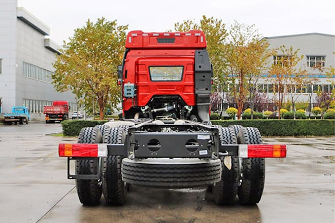 FAW New Faw J6P 390 Trucks for Sale in Nigeria - Truk sasis: gambar 4 FAW New Faw J6P 390 Trucks for Sale in Nigeria - Truk sasis: gambar 4