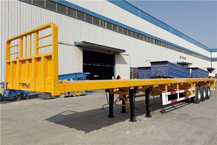 TITAN 3 Axle 24m Extendable Flatbed Trailer for Sale In Chile - Semi-trailer pengangkut mobil: gambar 1 TITAN 3 Axle 24m Extendable Flatbed Trailer for Sale In Chile - Semi-trailer pengangkut mobil: gambar 1