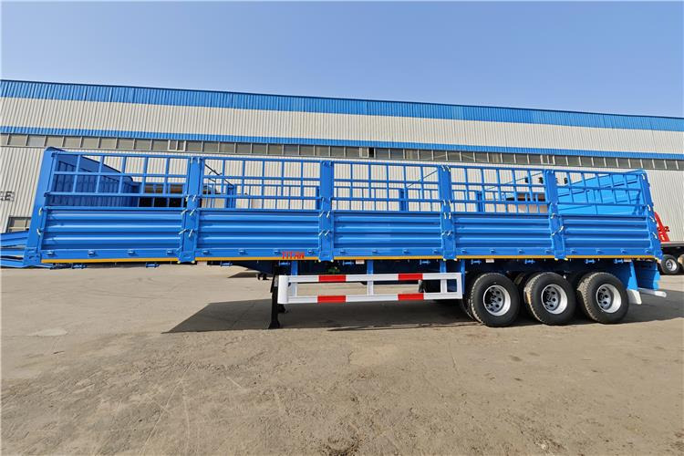 TITAN 3 Axle Livestock Semi Trailer for Sale In Kenya - Semi-trailer pengangkut hewan: gambar 4 TITAN 3 Axle Livestock Semi Trailer for Sale In Kenya - Semi-trailer pengangkut hewan: gambar 4
