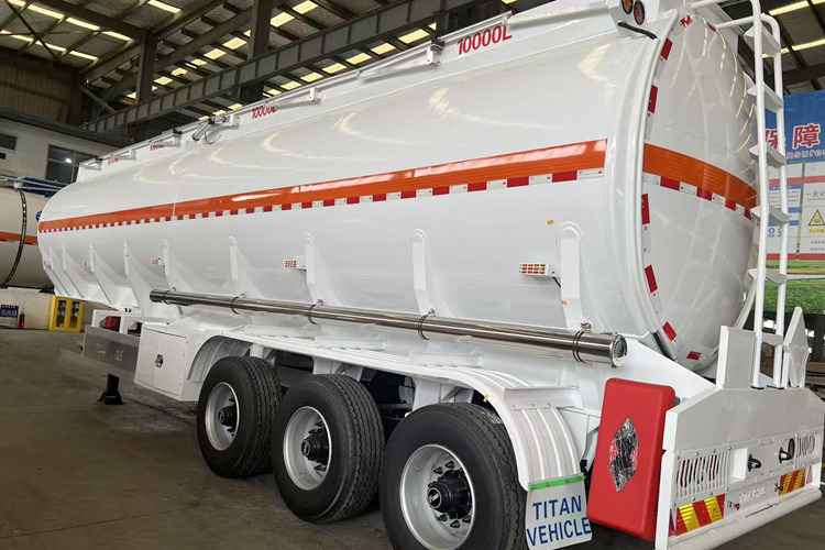 TITAN 40000 Liters Fuel Tanker Trailer for Sale in Zambia - Semi-trailer tangki: gambar 3 TITAN 40000 Liters Fuel Tanker Trailer for Sale in Zambia - Semi-trailer tangki: gambar 3