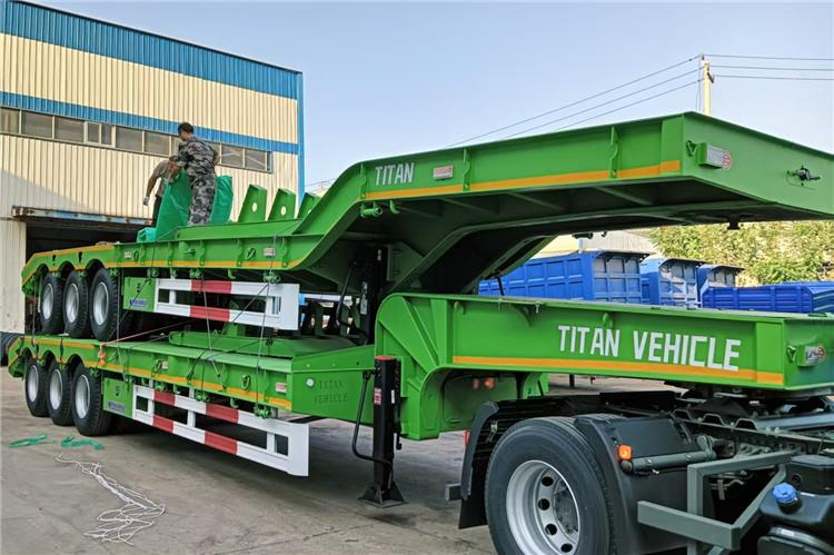 TITAN 80 Ton Equal Width Low Bed Truck Trailer for Sale In Ghana - Semi-trailer low bed: gambar 3 TITAN 80 Ton Equal Width Low Bed Truck Trailer for Sale In Ghana - Semi-trailer low bed: gambar 3