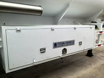 TITAN Diesel Tanker Trailer for Sale in Sierra Leone - Semi-trailer tangki: gambar 3 TITAN Diesel Tanker Trailer for Sale in Sierra Leone - Semi-trailer tangki: gambar 3