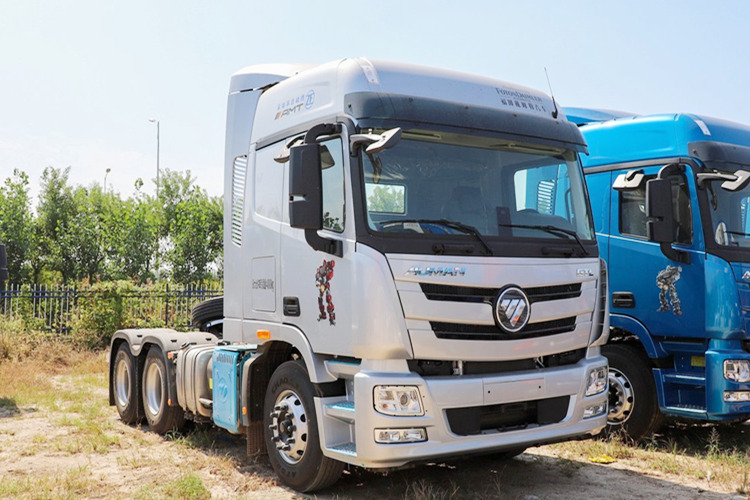 FOTON Foton 6x4 Tractor Head for Sale in Tanzania - Tractor head: gambar 2 FOTON Foton 6x4 Tractor Head for Sale in Tanzania - Tractor head: gambar 2