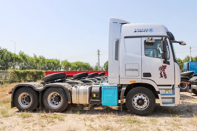 FOTON Foton 6x4 Tractor Head for Sale in Tanzania - Tractor head: gambar 3 FOTON Foton 6x4 Tractor Head for Sale in Tanzania - Tractor head: gambar 3