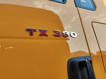 SINOTRUK TX380 Sinotruck for Sale in Ghana - Tractor head: gambar 5 SINOTRUK TX380 Sinotruck for Sale in Ghana - Tractor head: gambar 5