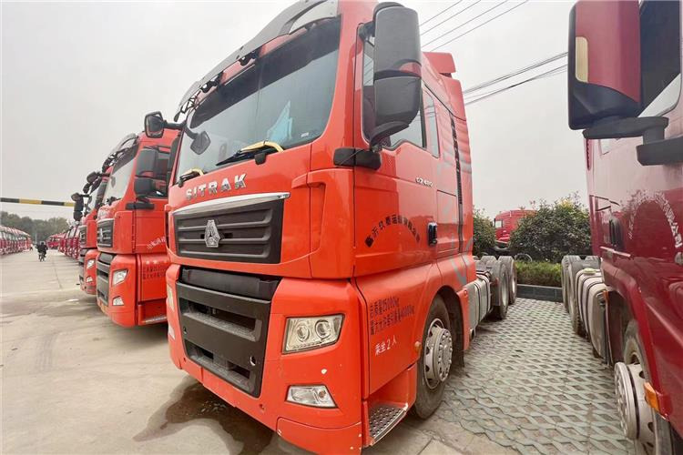 SITRAK Used Sitrak Truck Head 6x4 for Sale In Kenya - Tractor head: gambar 1 SITRAK Used Sitrak Truck Head 6x4 for Sale In Kenya - Tractor head: gambar 1