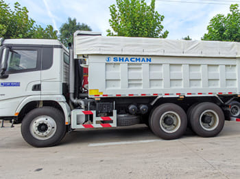 SHACMAN Shacman F3000 6x4 Tractor Truck for Sale in Zambia - Truk: gambar 4 SHACMAN Shacman F3000 6x4 Tractor Truck for Sale in Zambia - Truk: gambar 4