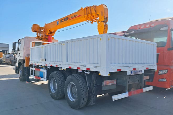 XCMG XCMG Truck Mounted Crane for Sale Capacity in Costa Rica - Truk derek: gambar 4 XCMG XCMG Truck Mounted Crane for Sale Capacity in Costa Rica - Truk derek: gambar 4