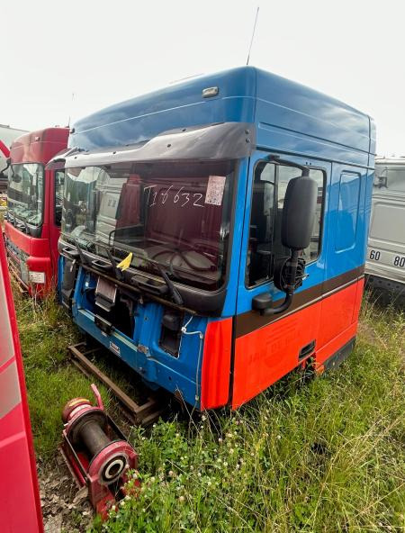 DAF DAF XF105-410 Bleue - Kabin untuk Truk: gambar 1 DAF DAF XF105-410 Bleue - Kabin untuk Truk: gambar 1