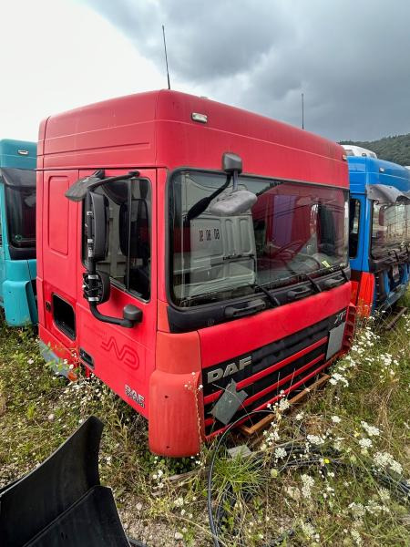 DAF XF105-460 Rouge - Kabin untuk Truk: gambar 1 DAF XF105-460 Rouge - Kabin untuk Truk: gambar 1