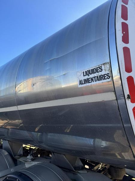 Eta - Semi-trailer tangki: gambar 1 Eta - Semi-trailer tangki: gambar 1