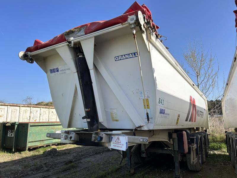 Granalu Benne - Semi-trailer jungkit: gambar 3 Granalu Benne - Semi-trailer jungkit: gambar 3