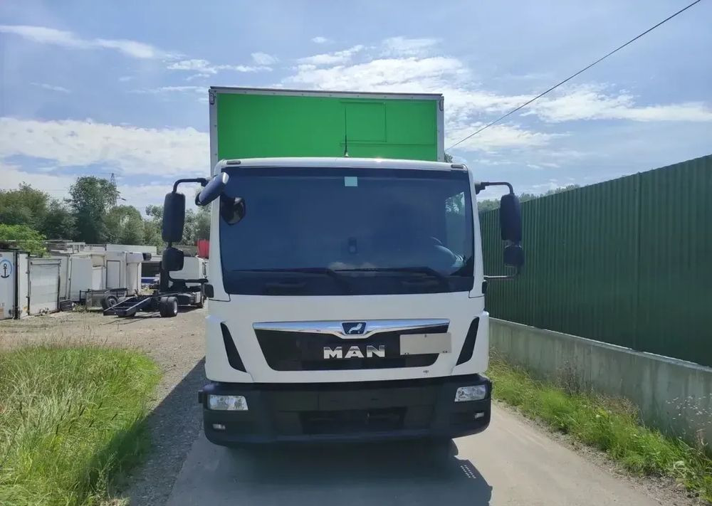 MAN TGL 12.190 kontener , winda - Truk box: gambar 2 MAN TGL 12.190 kontener , winda - Truk box: gambar 2