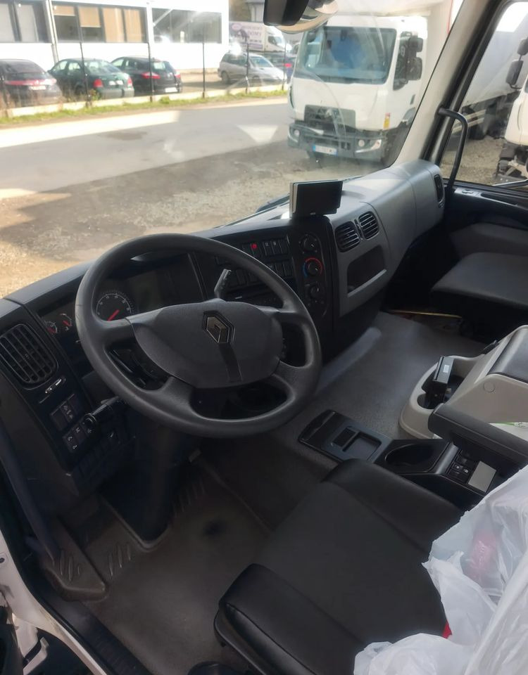 Renault Gama D 18.280 rama do zabudowy poduszka - Truk sasis: gambar 3 Renault Gama D 18.280 rama do zabudowy poduszka - Truk sasis: gambar 3