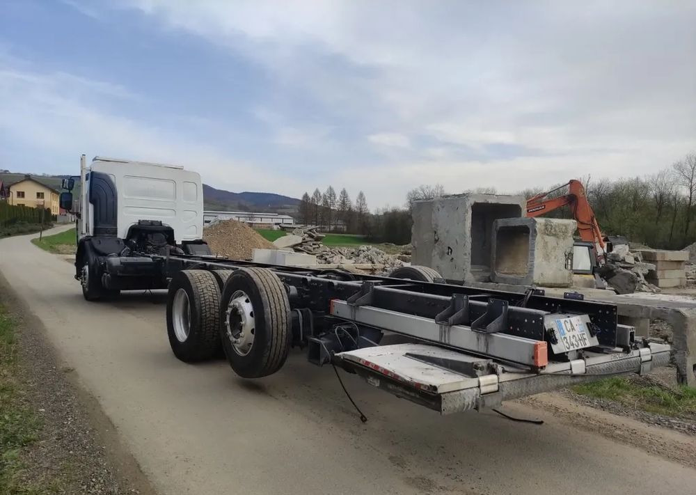 Renault Premium 26.380 Dxi 6x2 rama do zabudowy - Truk sasis: gambar 4 Renault Premium 26.380 Dxi 6x2 rama do zabudowy - Truk sasis: gambar 4