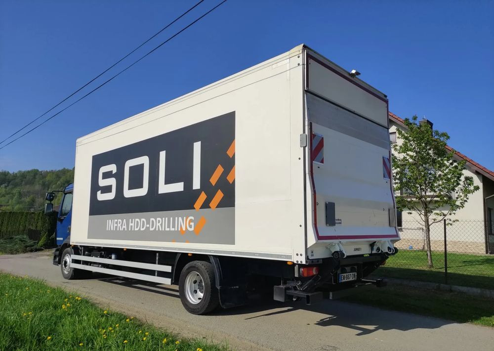 Volvo FL 12.240 klima blokada kontener 18 pal kurierka - Truk box: gambar 5 Volvo FL 12.240 klima blokada kontener 18 pal kurierka - Truk box: gambar 5