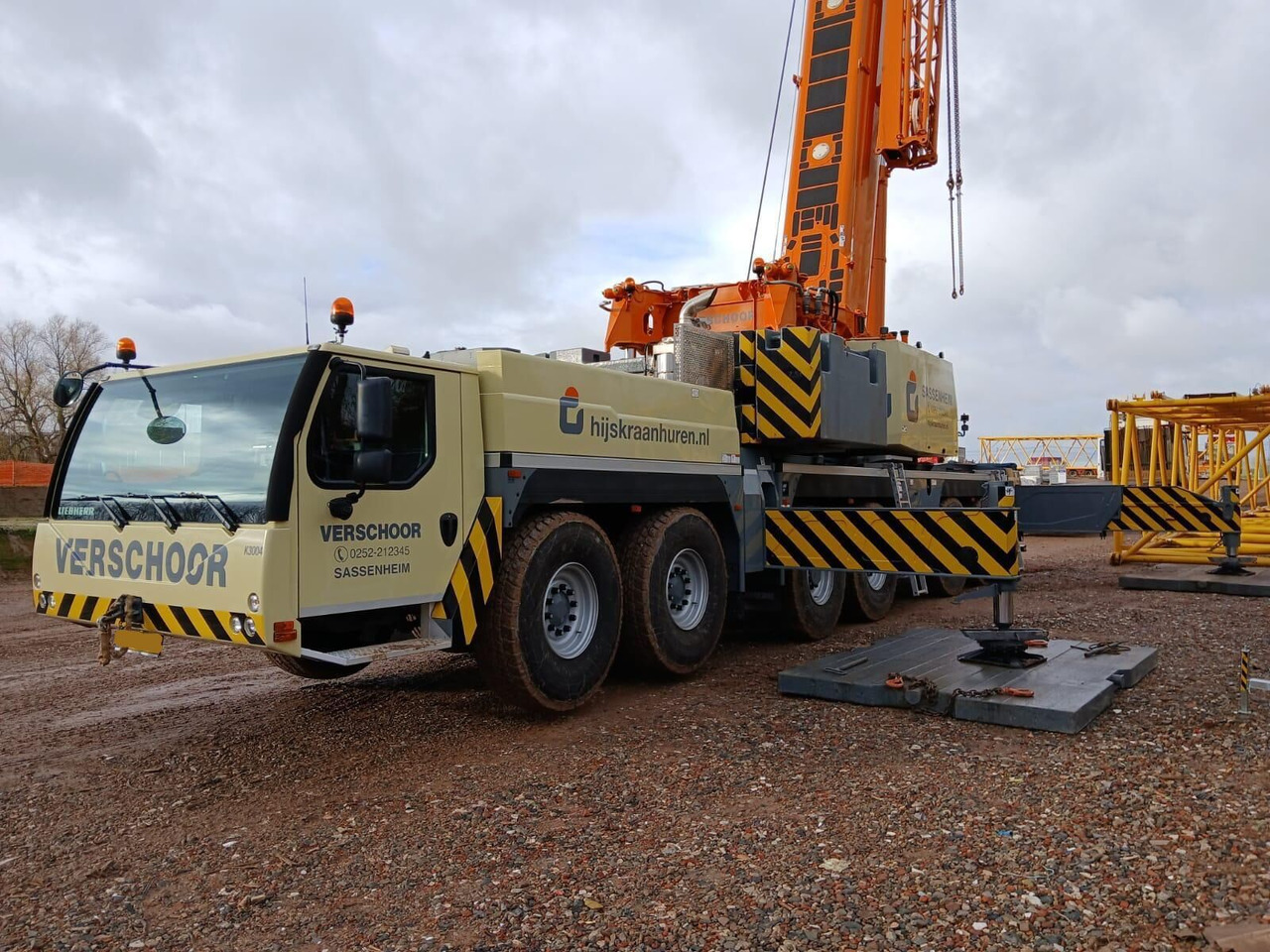 Liebherr Liebherr LTM 1300-6.3 - Derek bergerak: gambar 1 Liebherr Liebherr LTM 1300-6.3 - Derek bergerak: gambar 1