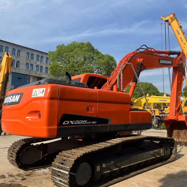 2023 Doosan DH225-9 - Ekskavator perayap: gambar 1 2023 Doosan DH225-9 - Ekskavator perayap: gambar 1