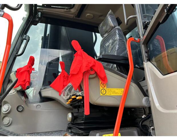 2023 Volvo EC 350 - Ekskavator perayap: gambar 3 2023 Volvo EC 350 - Ekskavator perayap: gambar 3