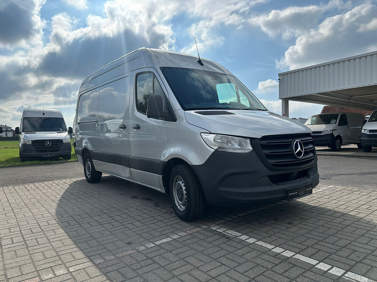 MERCEDES-BENZ Sprinter - Van panel: gambar 2 MERCEDES-BENZ Sprinter - Van panel: gambar 2