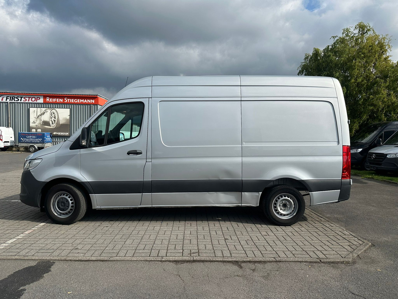 MERCEDES-BENZ Sprinter - Van panel: gambar 3 MERCEDES-BENZ Sprinter - Van panel: gambar 3