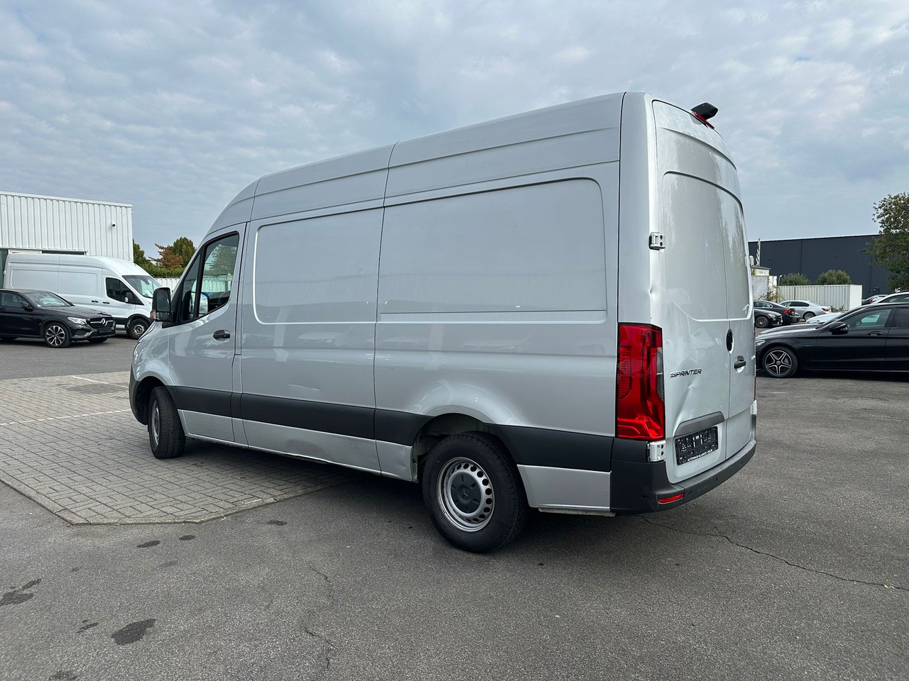 MERCEDES-BENZ Sprinter - Van panel: gambar 3 MERCEDES-BENZ Sprinter - Van panel: gambar 3