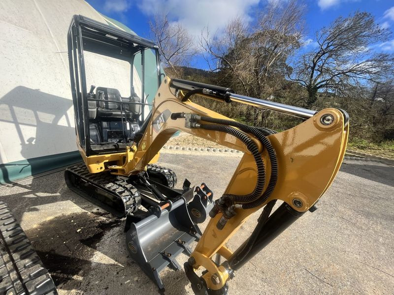 CATERPILLAR 301.C - Ekskavator mini: gambar 2 CATERPILLAR 301.C - Ekskavator mini: gambar 2