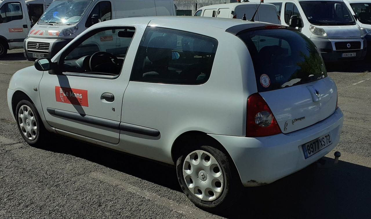 8977-XS-72 - RENAULT Clio Campus 1.5 dci - Mobil: gambar 4 8977-XS-72 - RENAULT Clio Campus 1.5 dci - Mobil: gambar 4