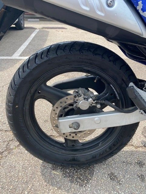 HONDA 125 VARADERO ROULE REVISION A PREVOIR - Sepeda motor: gambar 5 HONDA 125 VARADERO ROULE REVISION A PREVOIR - Sepeda motor: gambar 5