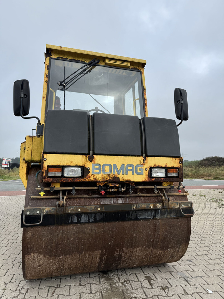 Bomag BW 151 AC-2 - Roller kombinasi: gambar 3 Bomag BW 151 AC-2 - Roller kombinasi: gambar 3