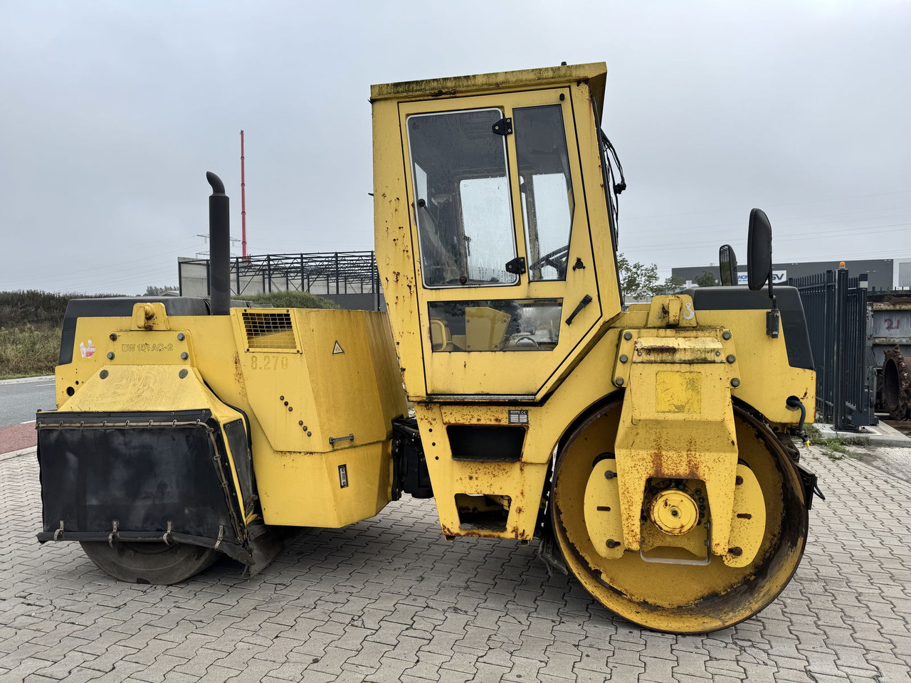 Bomag BW 151 AC-2 - Roller kombinasi: gambar 1 Bomag BW 151 AC-2 - Roller kombinasi: gambar 1