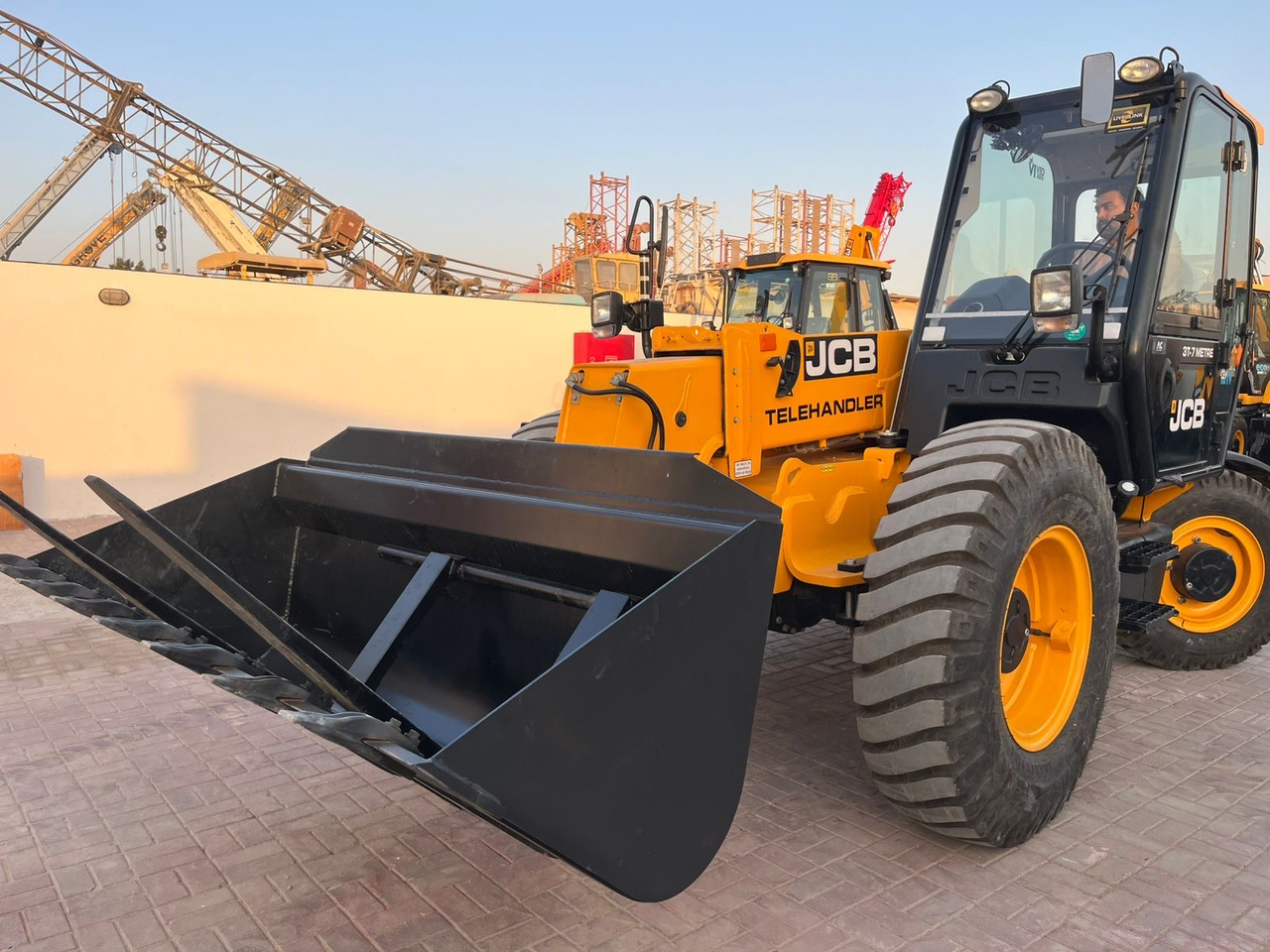 JCB 530-70 - Boom teleskopik: gambar 1 JCB 530-70 - Boom teleskopik: gambar 1