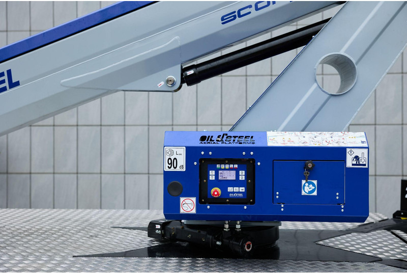 Oil & Steel Scorpion 18 Sobre IVECO DAILY 35S14 entre ejes 3750 mm - Platform pengangkat: gambar 2 Oil & Steel Scorpion 18 Sobre IVECO DAILY 35S14 entre ejes 3750 mm - Platform pengangkat: gambar 2