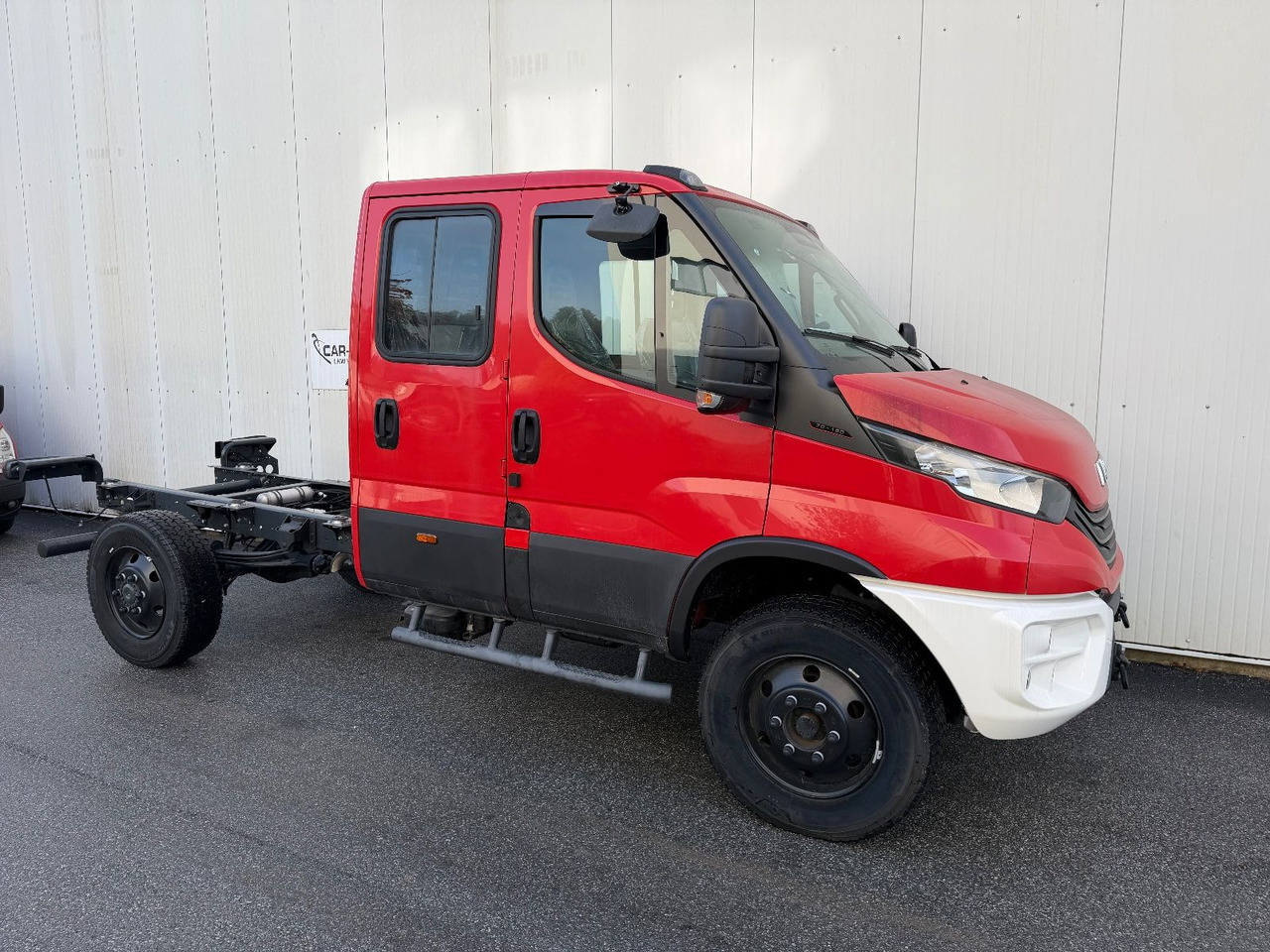 Iveco DAILY 70S18H WX 4x4 - Truk sasis: gambar 2 Iveco DAILY 70S18H WX 4x4 - Truk sasis: gambar 2